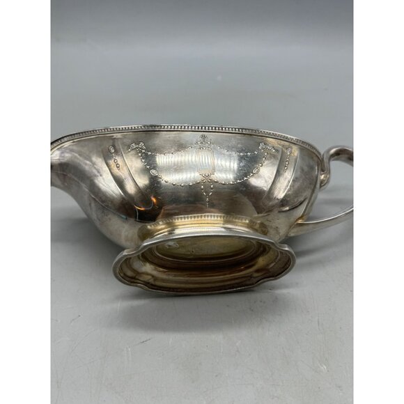 Antique Silverplated Gravy Boat With Attached Oval Tray Community plate READ - Picture 14 of 16